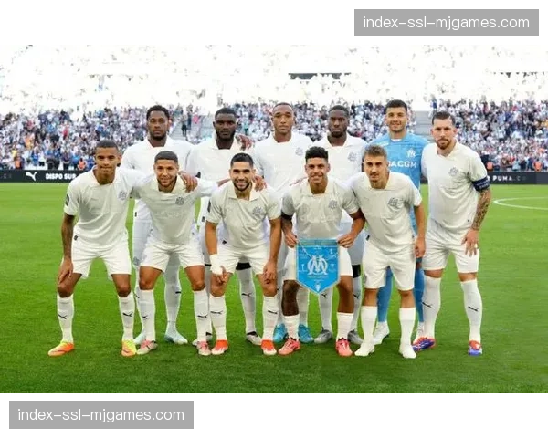 马赛举行“俱乐部成立125周年”全城纪念游行 马赛举行“俱乐部成立125周年”全城纪念游行